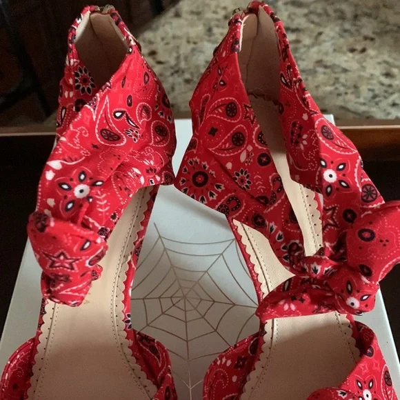 Charlotte Olympia PATTY Rodeo Red Bandana Print Crepe de Chine Heel SZ 38.5